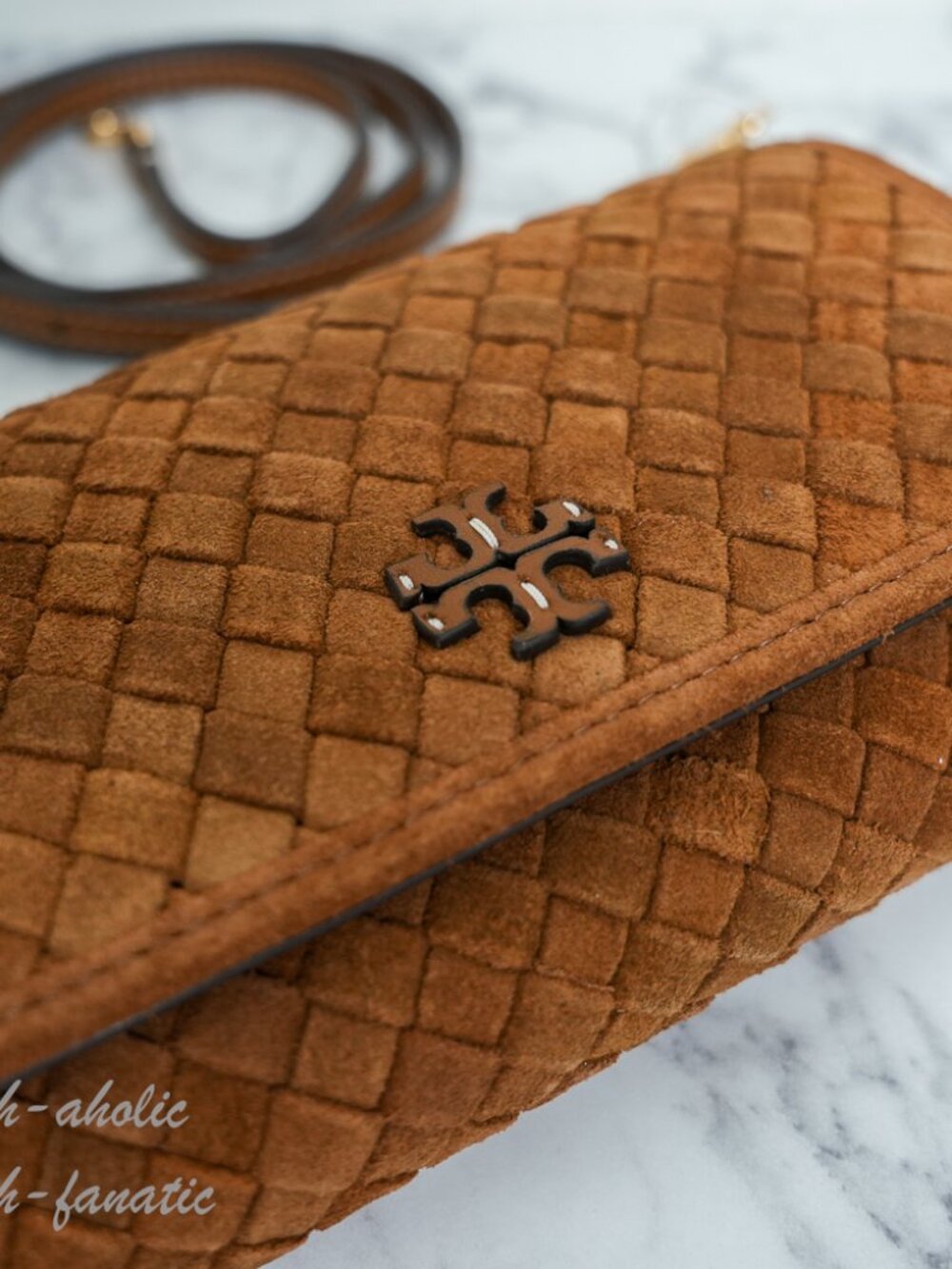 Tory Burch Thea Woven Suede Flat Wallet Crossbody in Chicory Brown NWT - Picture 4 of 16